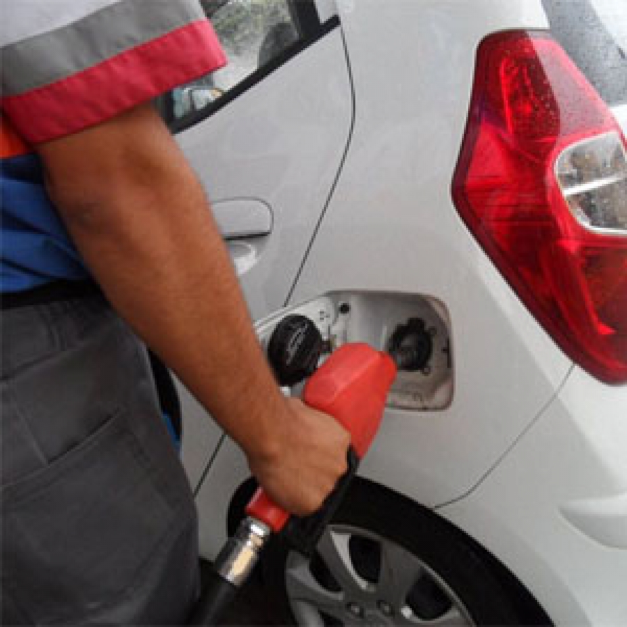 Congelan gasolinas, GLP y gas natural; los demás bajan hasta RD$6.20