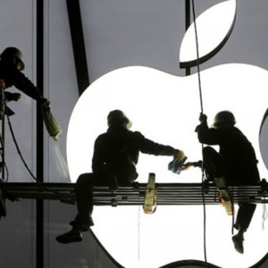 Apple gana dinero más rápido de lo que puede gastarlo
