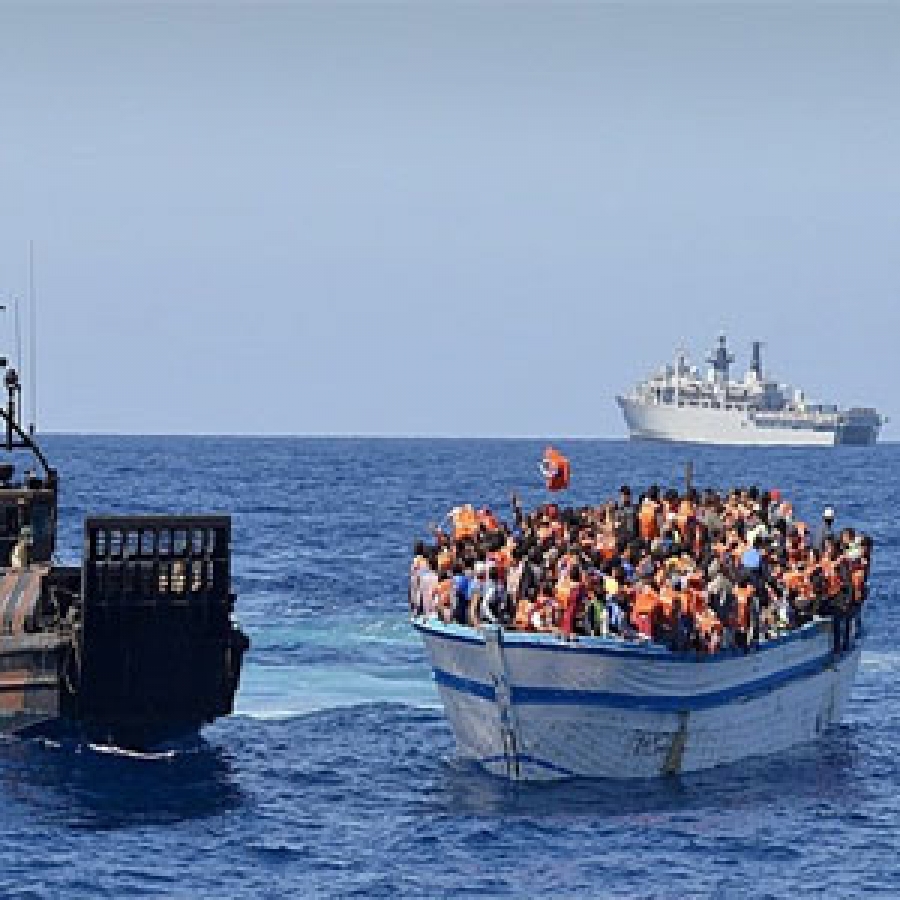 Más de 1.300 inmigrantes llegan a costas italianas en 24 horas