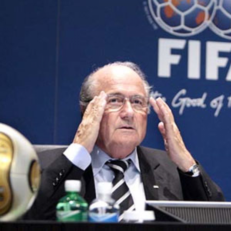 Presidente de la FIFA anuncia su dimisión y un congreso extraordinario