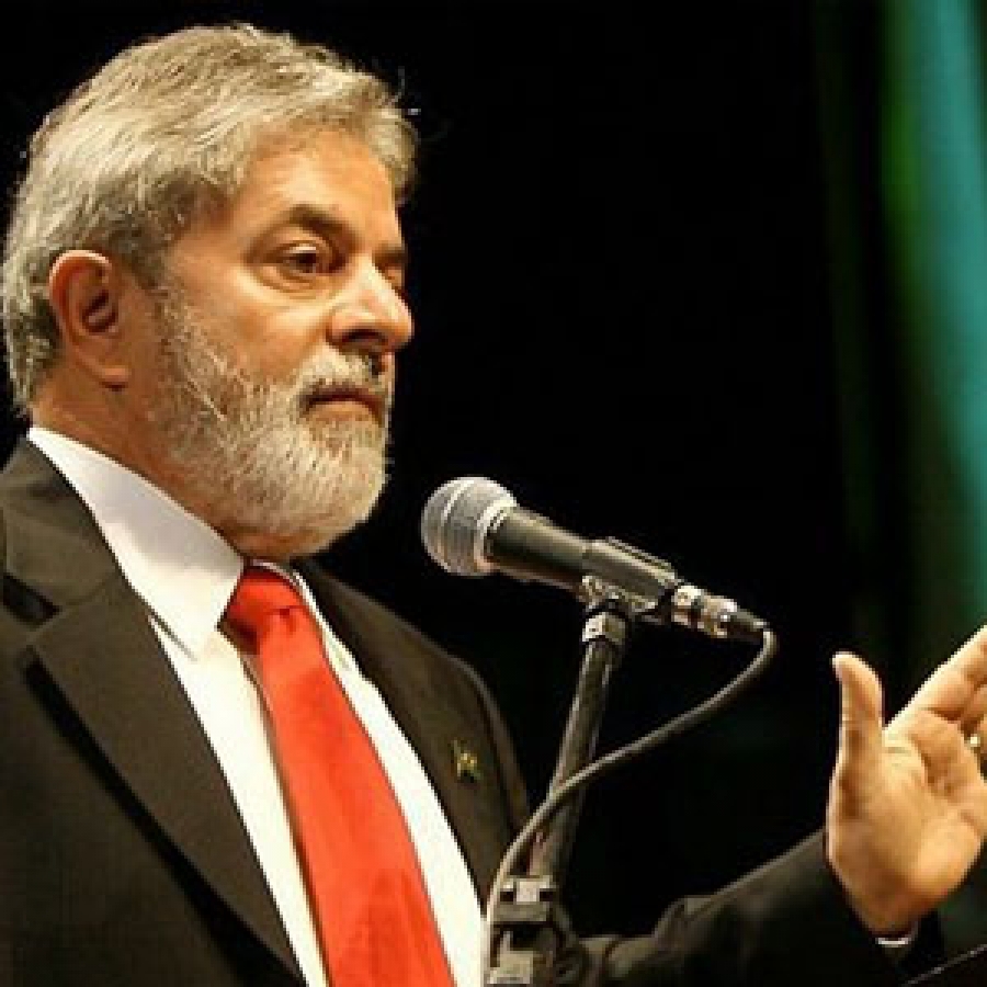 Lula da Silva denuncia a periodistas por reportaje que lo implica en corrupción