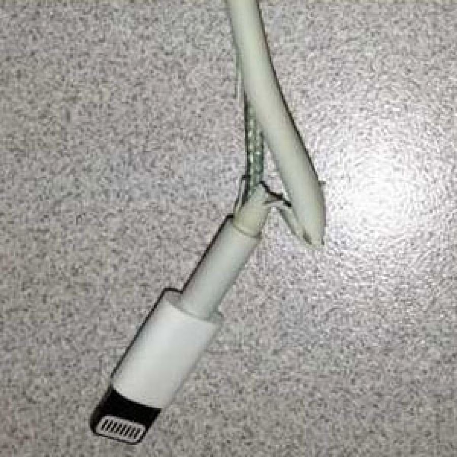 Por qué se rompen tanto los cables de Apple
