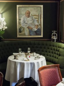 Inaugurado en 1967 por Michel y Albert Roux, Le Gavroche ofrece comida clásica francesa, aunque algunos platos son más modernos (Le Gavroche)