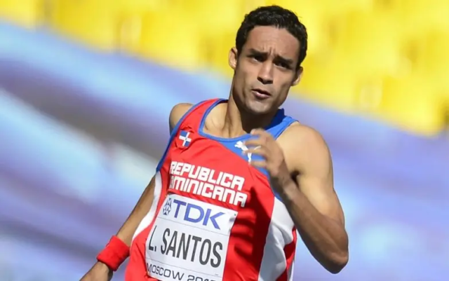 Luguelín Santos no participará en Mundial de Atletismo por Covid-19