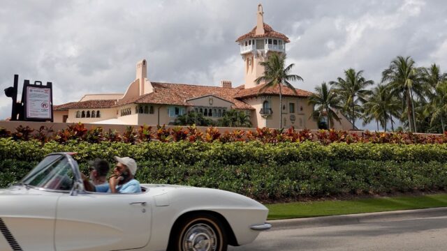 FBI allana la mansión de Donald Trump de Mar-a-Lago, en Florida