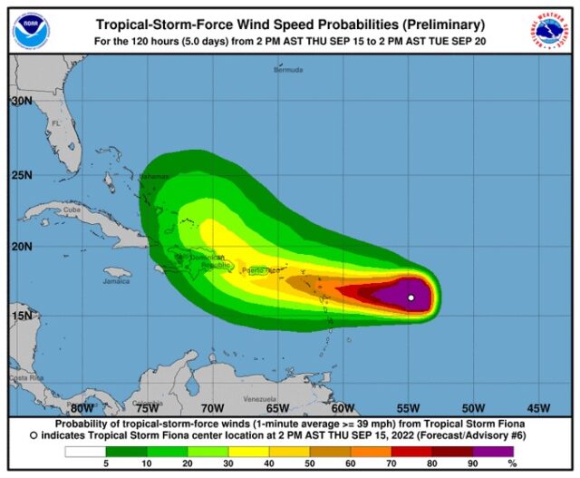 Activan plan de contingencia ante posible paso de tormenta Fiona