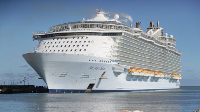 “Allure of the Seas” visita Puerto Plata y deja importante aporte económico