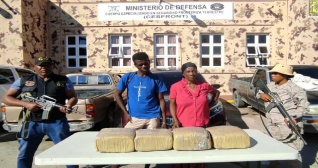 Detienen en Dajabón dos haitianos con 40 libras de marihuana