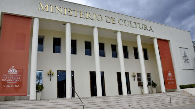Ministerio de Cultura pospone actos inaugurales de la Feria del Libro 2023 y la XXX Bienal Nacional de Artes Visuales